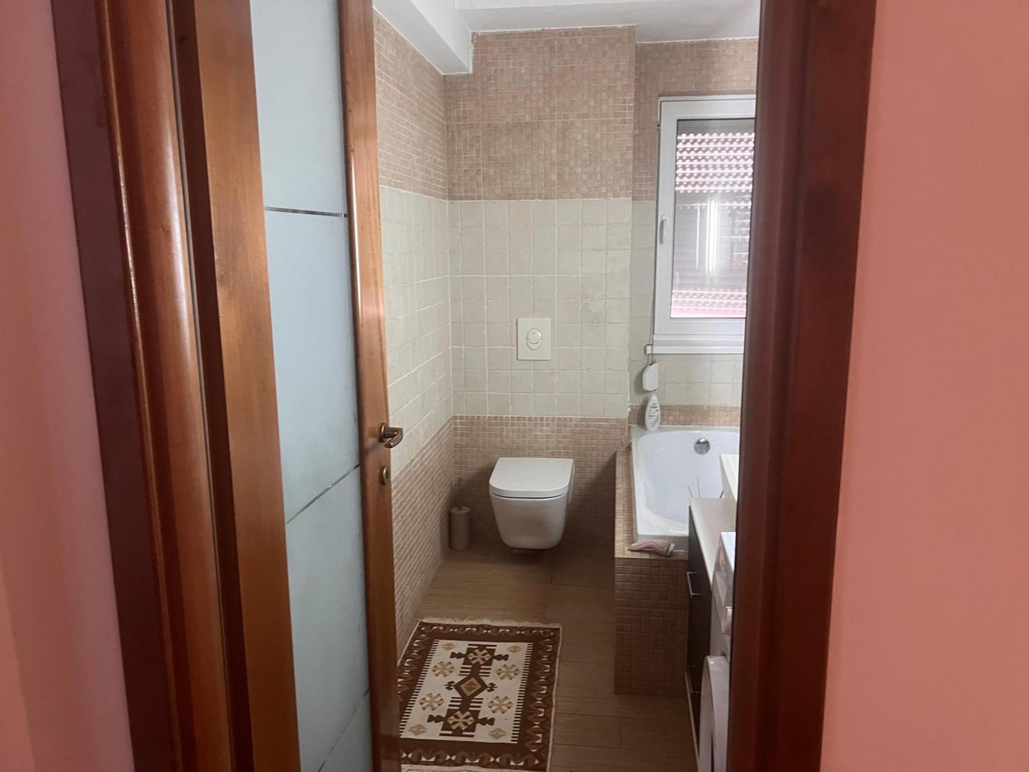Central Trei Camere Bacău Buitenkant foto